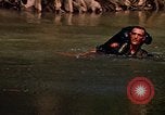 Standbild USA Soldat Panama, 1969, aus Sekunde 18 historischem Filmmaterial Videoclip 65675054580