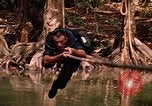 Standbild USA Soldat Panama, 1969, aus Sekunde 58 historischem Filmmaterial Videoclip 65675054580