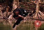 Standbild USA Soldat Panama, 1969, aus Sekunde 59 historischem Filmmaterial Videoclip 65675054580