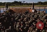Standbild USA Soldaten Panama, 1969, aus Sekunde 25 historischem Filmmaterial Videoclip 65675054584