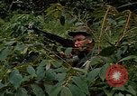 Standbild USA Soldaten Panama, 1969, aus Sekunde 37 historischem Filmmaterial Videoclip 65675054585