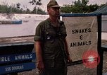 Standbild USA Soldaten Panama, 1969, aus Sekunde 32 historischem Filmmaterial Videoclip 65675054591