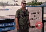 Standbild USA Soldaten Panama, 1969, aus Sekunde 33 historischem Filmmaterial Videoclip 65675054591