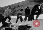 Standbild Richard Evelyn Byrd der Antarktis, 1928, aus Sekunde 57 historischem Filmmaterial Videoclip 65675054625