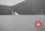 Standbild Inside Passage British Columbia Kanada, 1929, aus Sekunde 61 historischem Filmmaterial Videoclip 65675054634