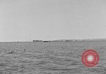 Standbild Rot Salmon Canning Company Bristol Bay Alaska USA, 1929, aus Sekunde 9 historischem Filmmaterial Videoclip 65675054637