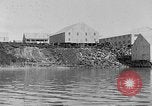 Standbild Rot Salmon Canning Company Bristol Bay Alaska USA, 1929, aus Sekunde 51 historischem Filmmaterial Videoclip 65675054637