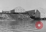 Standbild Rot Salmon Canning Company Bristol Bay Alaska USA, 1929, aus Sekunde 52 historischem Filmmaterial Videoclip 65675054637