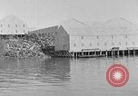 Standbild Rot Salmon Canning Company Bristol Bay Alaska USA, 1929, aus Sekunde 55 historischem Filmmaterial Videoclip 65675054637