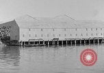 Standbild Rot Salmon Canning Company Bristol Bay Alaska USA, 1929, aus Sekunde 58 historischem Filmmaterial Videoclip 65675054637