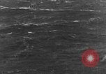 Immagine di Imbarcazione in emergenza Oceano atlantico, 1930, secondo 6 filmato di repertorio 65675054673