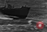 Immagine di Imbarcazione in emergenza Oceano atlantico, 1930, secondo 14 filmato di repertorio 65675054673
