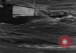 Immagine di Imbarcazione in emergenza Oceano atlantico, 1930, secondo 19 filmato di repertorio 65675054673