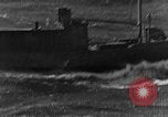Immagine di Imbarcazione in emergenza Oceano atlantico, 1930, secondo 21 filmato di repertorio 65675054673