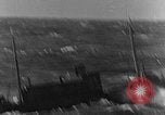 Immagine di Imbarcazione in emergenza Oceano atlantico, 1930, secondo 31 filmato di repertorio 65675054673