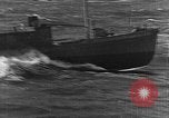 Immagine di Imbarcazione in emergenza Oceano atlantico, 1930, secondo 36 filmato di repertorio 65675054673