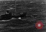 Immagine di Imbarcazione in emergenza Oceano atlantico, 1930, secondo 38 filmato di repertorio 65675054673