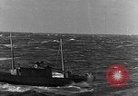 Immagine di Imbarcazione in emergenza Oceano atlantico, 1930, secondo 40 filmato di repertorio 65675054673