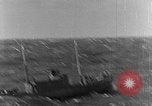 Immagine di Imbarcazione in emergenza Oceano atlantico, 1930, secondo 45 filmato di repertorio 65675054673