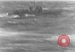 Immagine di Imbarcazione in emergenza Oceano atlantico, 1930, secondo 54 filmato di repertorio 65675054673