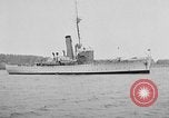 Immagine di Gli ufficiali a bordo di Guardacoste United States USA, 1930, secondo 6 filmato di repertorio 65675054675