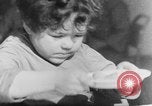 Standbild Zweiten Weltkrieg Vereinigtes Königreich, 1943, aus Sekunde 19 historischem Filmmaterial Videoclip 65675054687