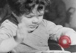 Standbild Zweiten Weltkrieg Vereinigtes Königreich, 1943, aus Sekunde 20 historischem Filmmaterial Videoclip 65675054687