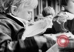 Standbild Zweiten Weltkrieg Vereinigtes Königreich, 1943, aus Sekunde 26 historischem Filmmaterial Videoclip 65675054687