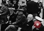 Standbild Würdenträger bei Atlantic Conference Atlantik, 1941, aus Sekunde 18 historischem Filmmaterial Videoclip 65675054692