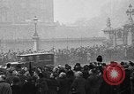 Immagine di Carrello a motore Londra Inghilterra Regno Unito, 1935, secondo 8 filmato di repertorio 65675054702