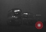 Immagine di London Fog provoca il caos Londra Inghilterra Regno Unito, 1945, secondo 16 filmato di repertorio 65675054745