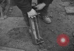Image train sur voie ferrée Royaume-Uni, 1945, de la seconde 18 séquences d'archives historiques vidéo 65675054746