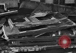 Image train sur voie ferrée Royaume-Uni, 1945, de la seconde 55 séquences d'archives historiques vidéo 65675054746