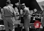 Immagine di Il senatore James M Mead Il Nord Africa, 1943, secondo 4 filmato di repertorio 65675054764