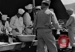 Immagine di Il senatore James M Mead Il Nord Africa, 1943, secondo 6 filmato di repertorio 65675054764