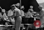 Immagine di Il senatore James M Mead Il Nord Africa, 1943, secondo 8 filmato di repertorio 65675054764