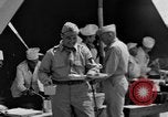 Immagine di Il senatore James M Mead Il Nord Africa, 1943, secondo 22 filmato di repertorio 65675054764