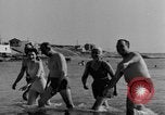 Immagine di Il senatore James M Mead Il Nord Africa, 1943, secondo 29 filmato di repertorio 65675054764