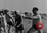 Immagine di Il senatore James M Mead Il Nord Africa, 1943, secondo 32 filmato di repertorio 65675054764