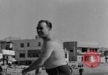 Immagine di Il senatore James M Mead Il Nord Africa, 1943, secondo 38 filmato di repertorio 65675054764