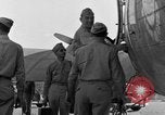 Immagine di Il senatore James M Mead Il Nord Africa, 1943, secondo 42 filmato di repertorio 65675054764