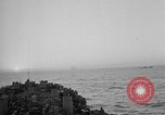 Immagine di Sbarco Nave cisterna Mare Mediterraneo, 1943, secondo 38 filmato di repertorio 65675054776