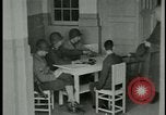 Standbild Konzentrationslager Deutschland, 1945, aus Sekunde 12 historischem Filmmaterial Videoclip 65675054783