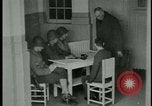 Standbild Konzentrationslager Deutschland, 1945, aus Sekunde 14 historischem Filmmaterial Videoclip 65675054783