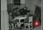 Standbild Konzentrationslager Deutschland, 1945, aus Sekunde 21 historischem Filmmaterial Videoclip 65675054783