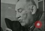 Standbild Konzentrationslager Deutschland, 1945, aus Sekunde 28 historischem Filmmaterial Videoclip 65675054783