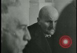 Standbild Konzentrationslager Deutschland, 1945, aus Sekunde 33 historischem Filmmaterial Videoclip 65675054783