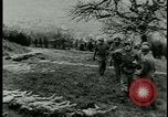 Standbild Konzentrationslager Deutschland, 1945, aus Sekunde 45 historischem Filmmaterial Videoclip 65675054783