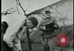 Standbild Konzentrationslager Deutschland, 1945, aus Sekunde 60 historischem Filmmaterial Videoclip 65675054783