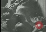 Immagine di Vittime del campo di concentramento Germania, 1945, secondo 15 filmato di repertorio 65675054784